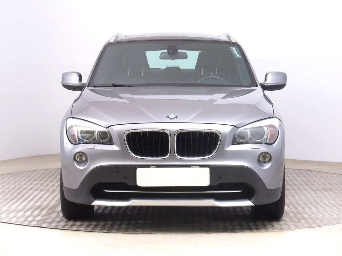 BMW X1, 2010 - pohled č. 2