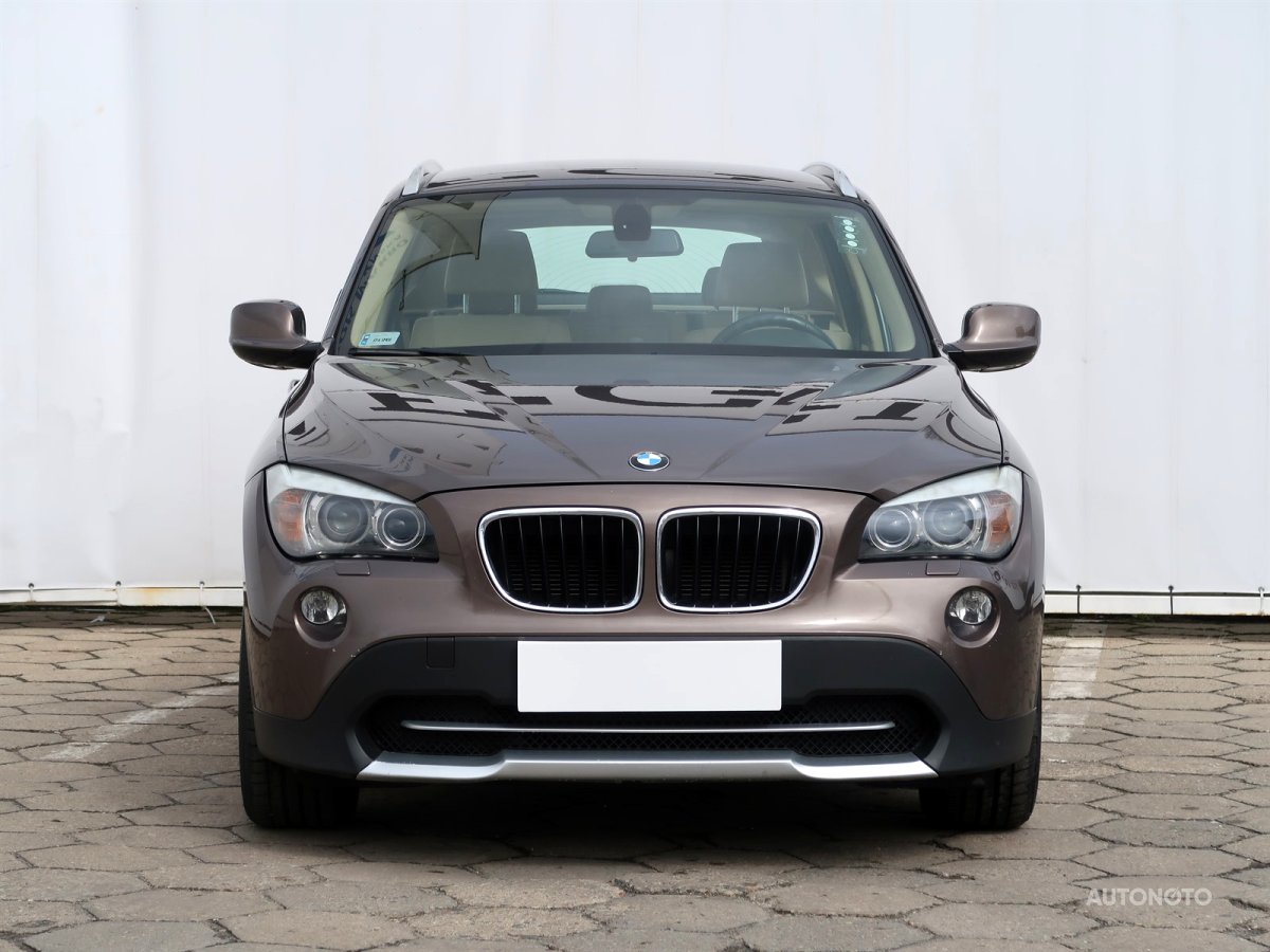 BMW X1, 2011 - pohled č. 2