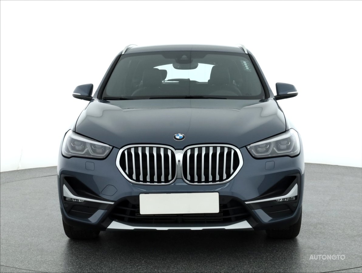 BMW X1, 2020 - pohled č. 2