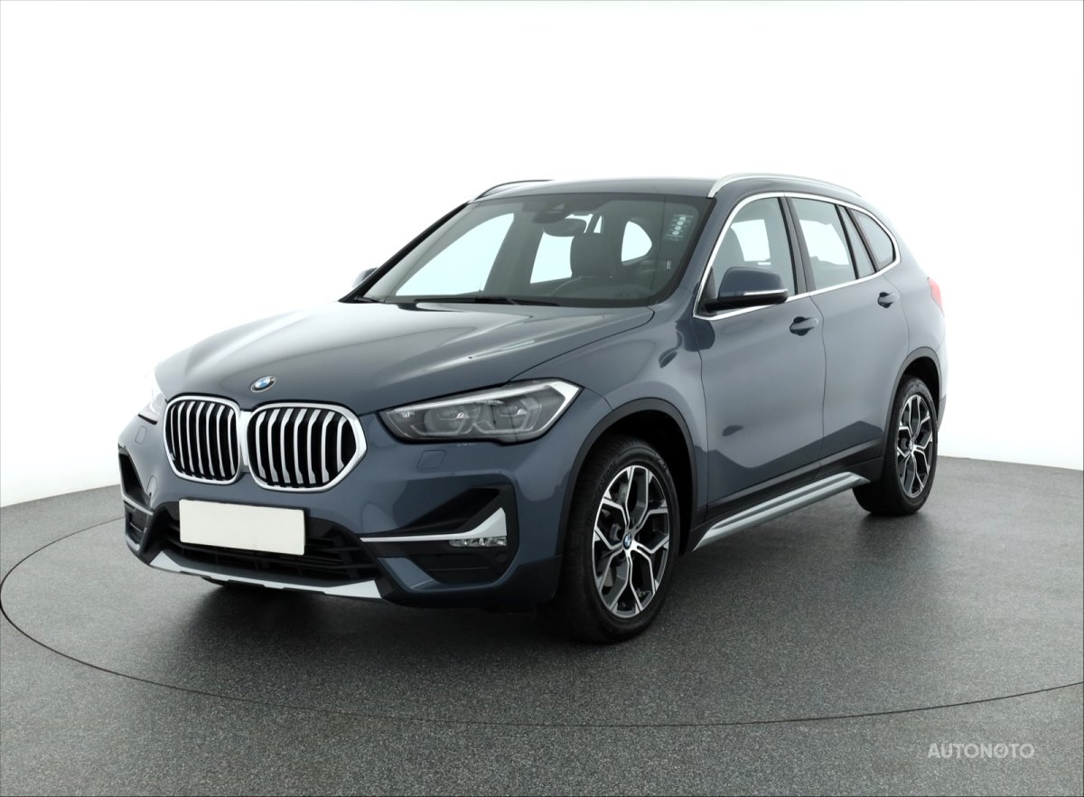BMW X1, 2020 - pohled č. 3