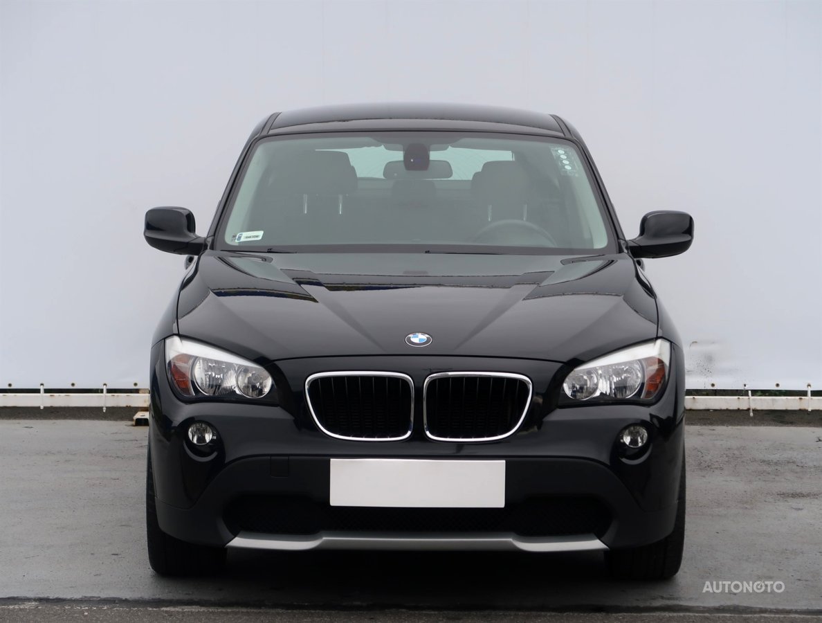 BMW X1, 2011 - pohled č. 2