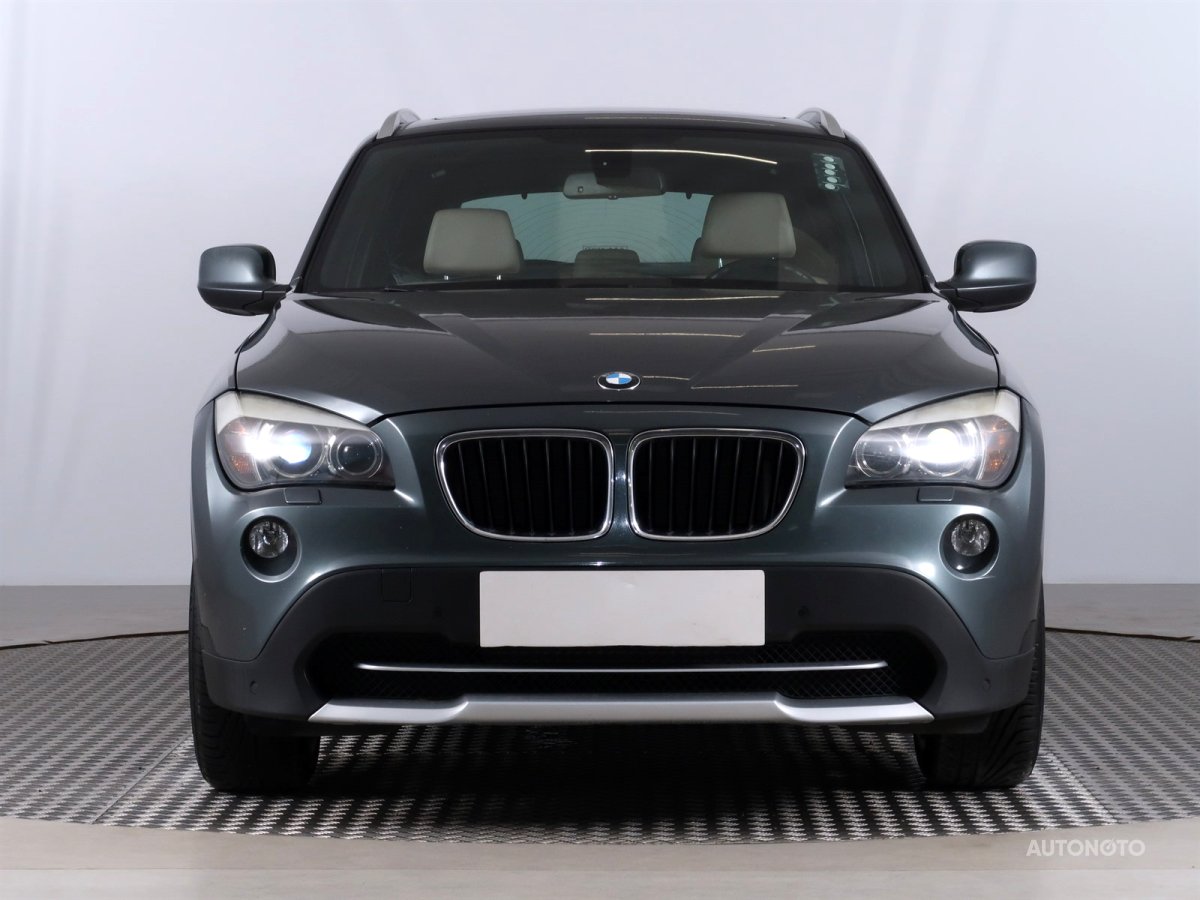 BMW X1, 2010 - pohled č. 2