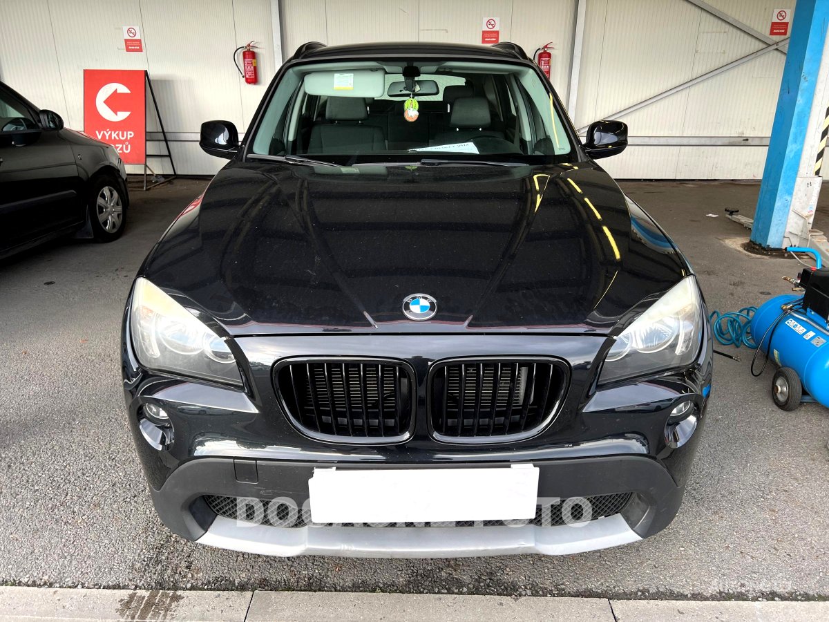 BMW X1, 2010 - pohled č. 2