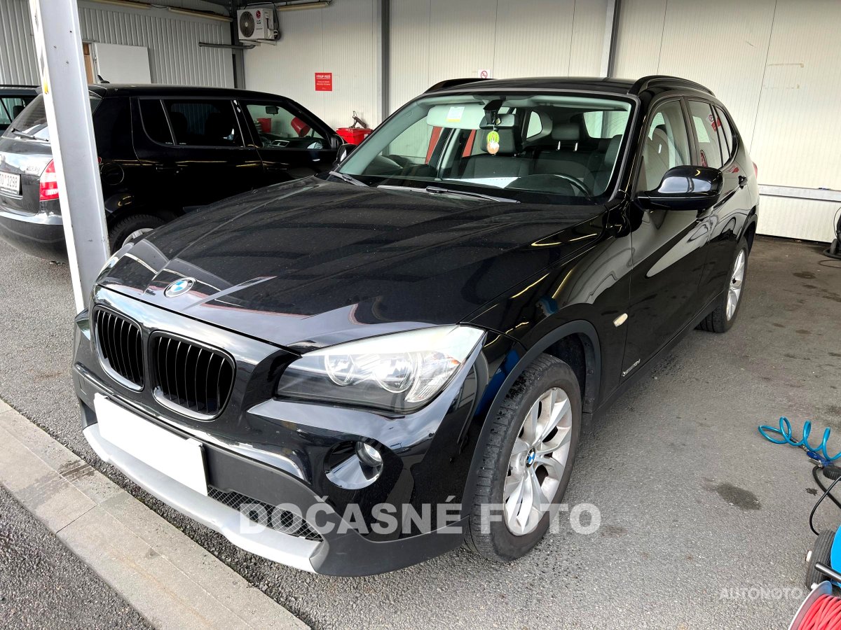 BMW X1, 2010 - pohled č. 3