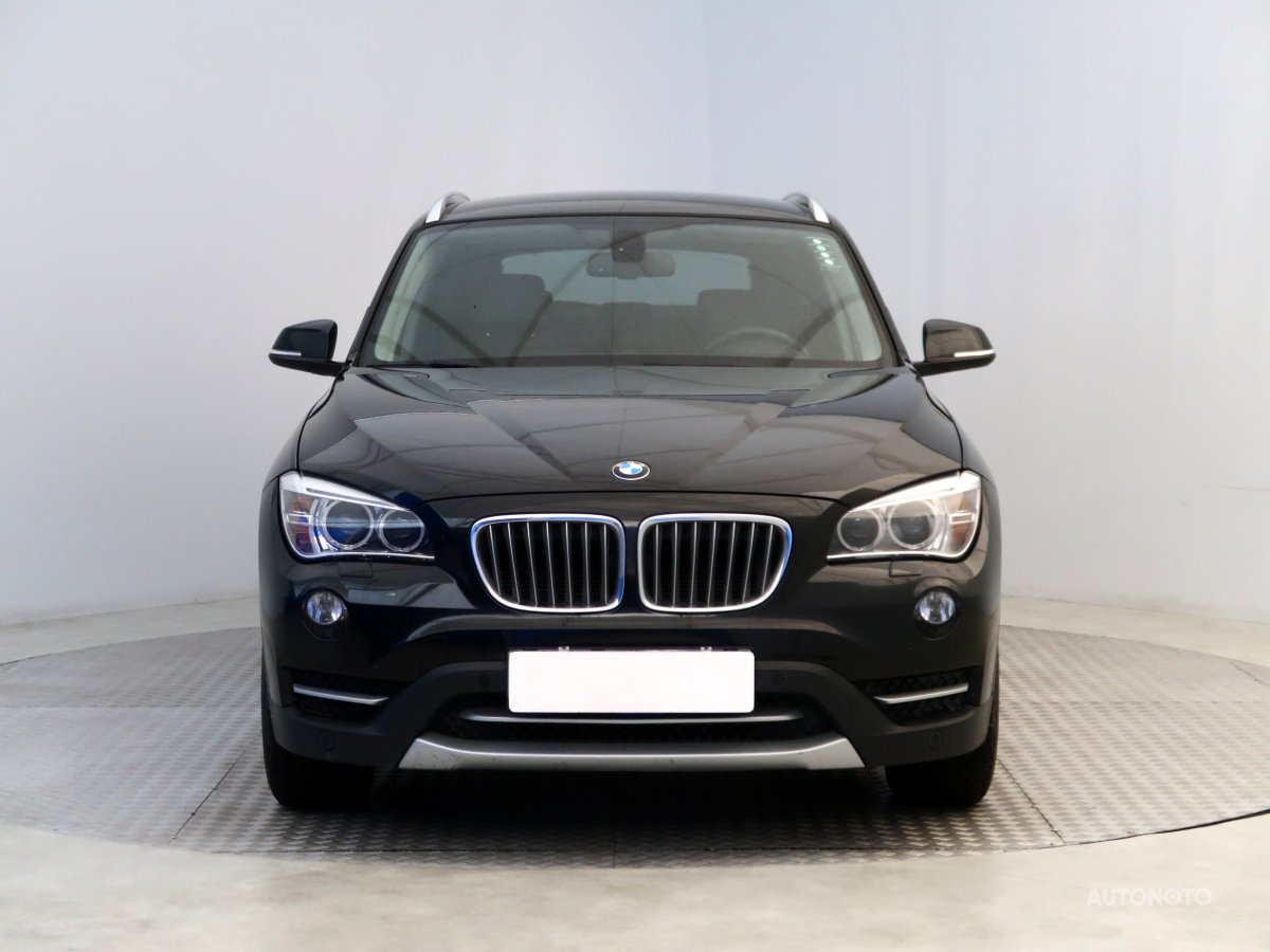 BMW X1, 2014 - pohled č. 2