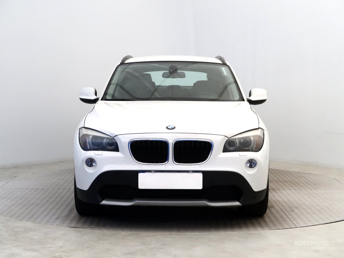 BMW X1, 2011 - pohled č. 2