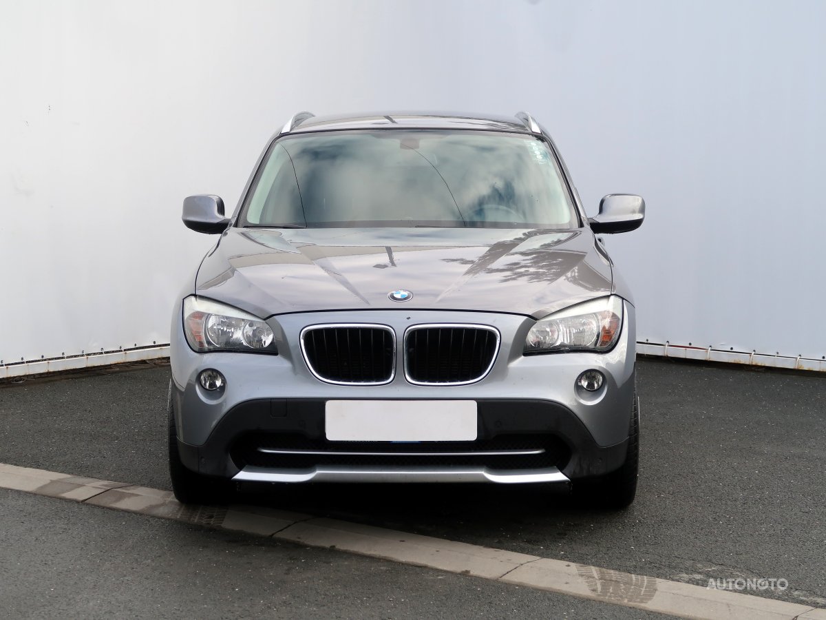 BMW X1, 2010 - pohled č. 2
