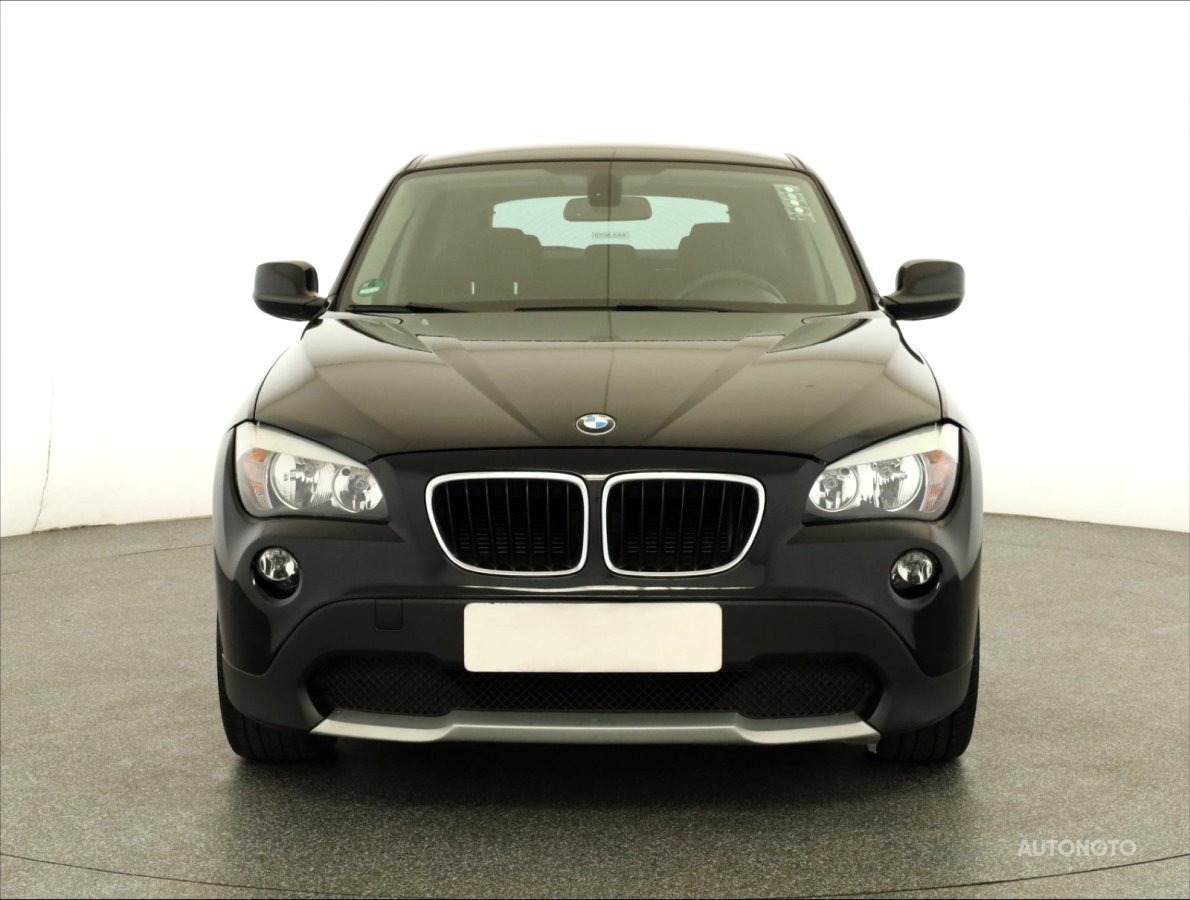 BMW X1, 2011 - pohled č. 2