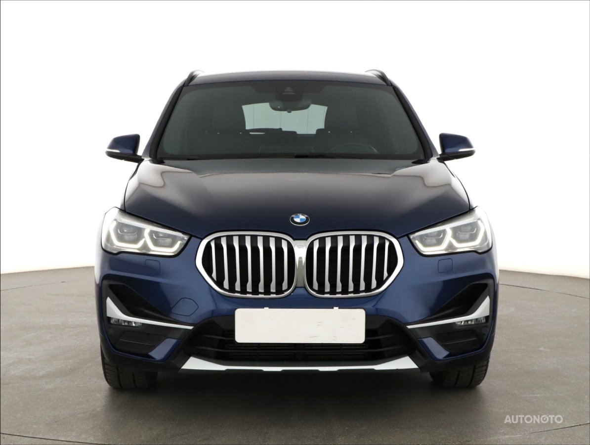 BMW X1, 2020 - pohled č. 2