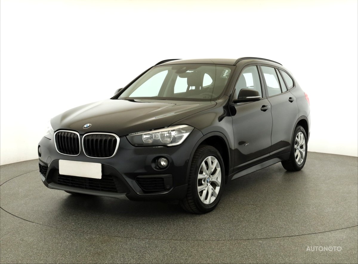 BMW X1, 2016 - pohled č. 3