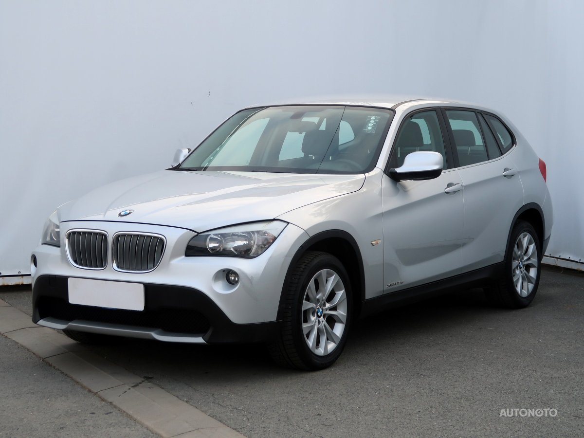 BMW X1, 2012 - pohled č. 3