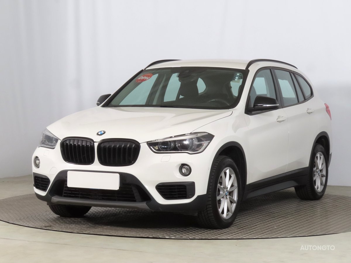 BMW X1, 2019 - pohled č. 3