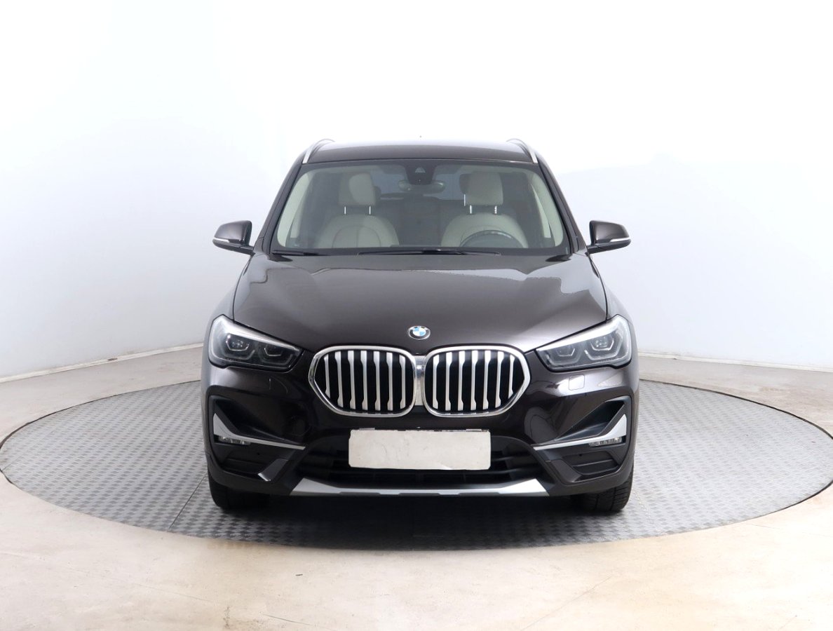 BMW X1, 2020 - pohled č. 2