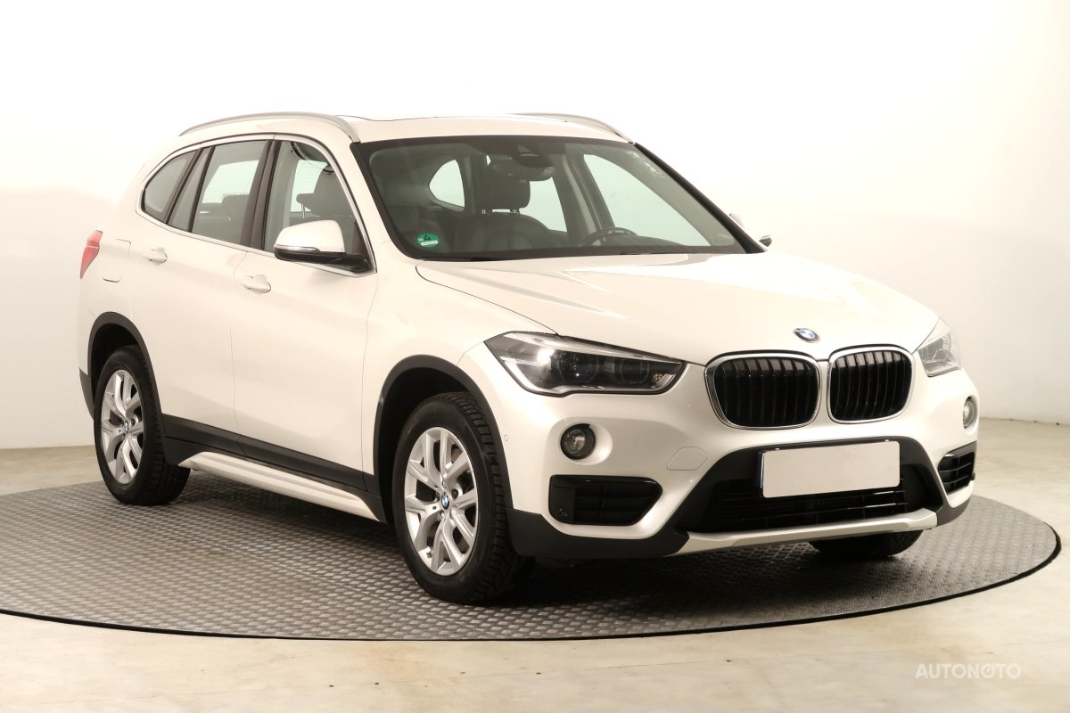 BMW X1, 2015 - celkový pohled