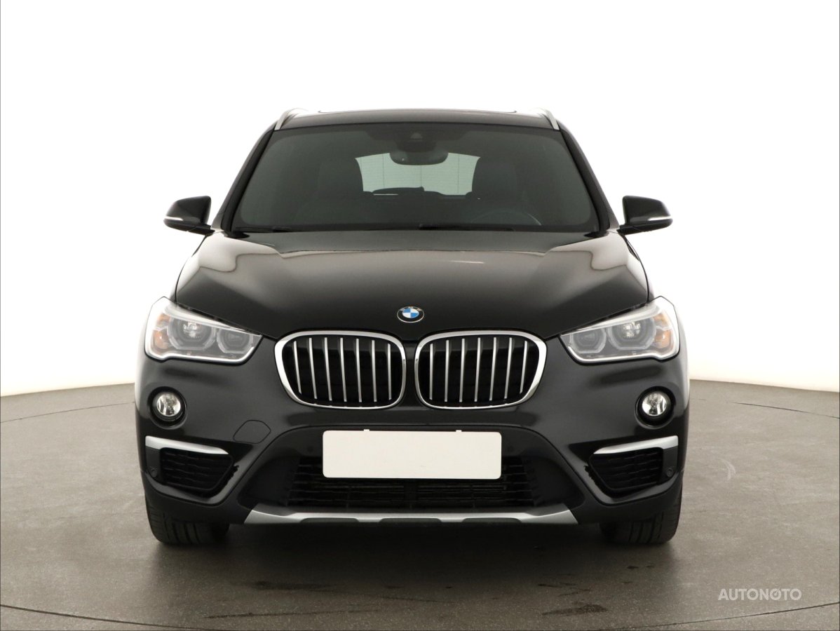 BMW X1, 2019 - pohled č. 2