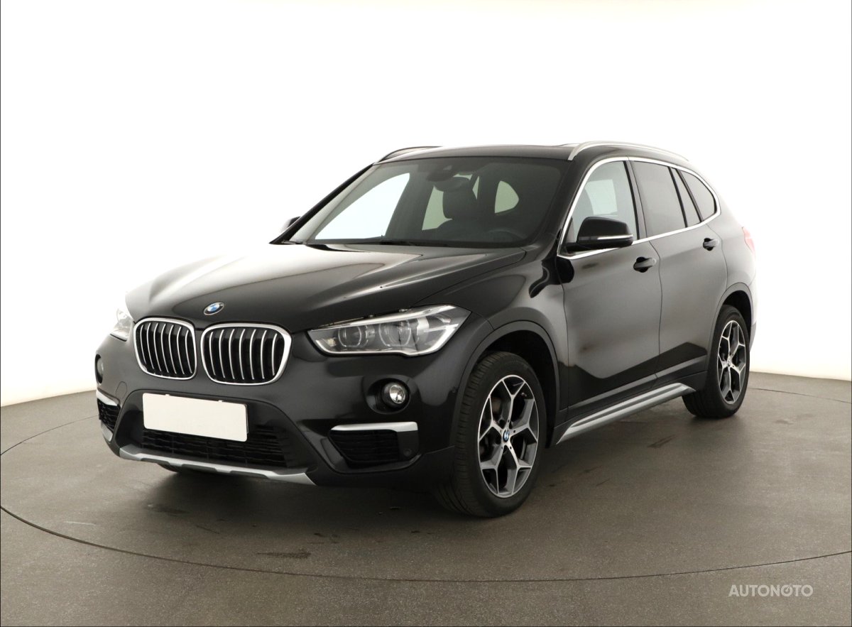 BMW X1, 2019 - pohled č. 3