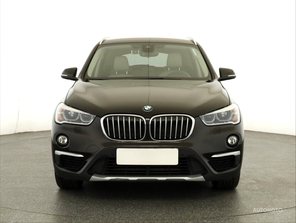 BMW X1, 2019 - pohled č. 2