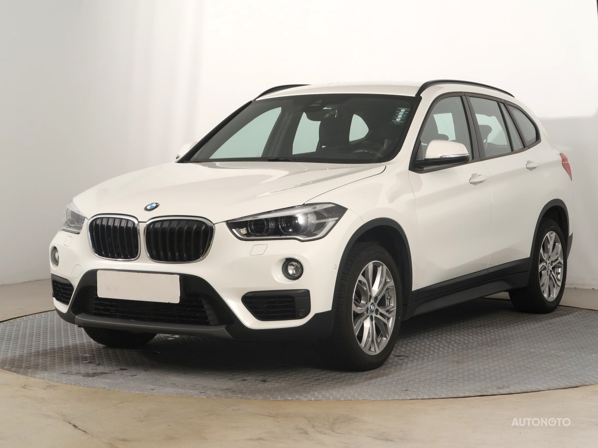 BMW X1, 2018 - pohled č. 3
