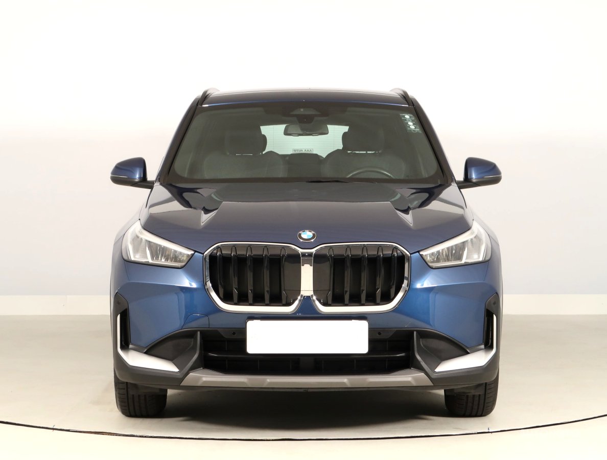 BMW X1, 2023 - pohled č. 2