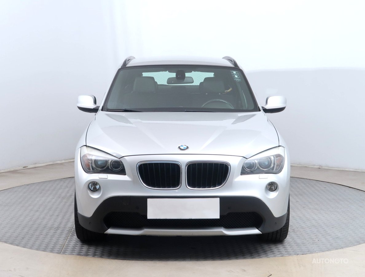 BMW X1, 2011 - pohled č. 2