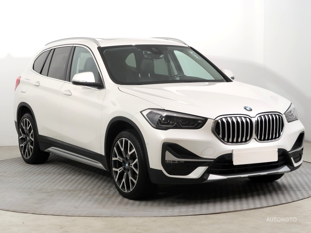 BMW X1, 2021 - celkový pohled