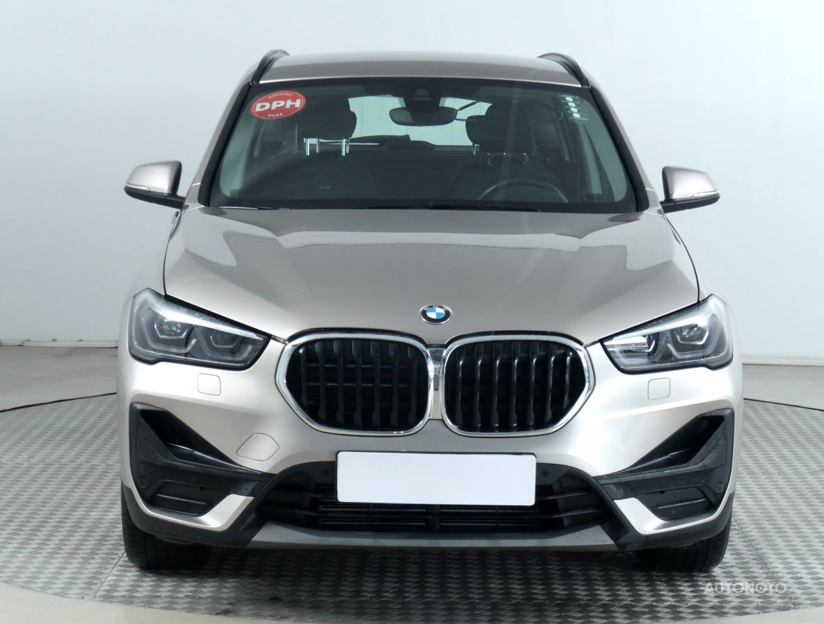 BMW X1, 2022 - pohled č. 2