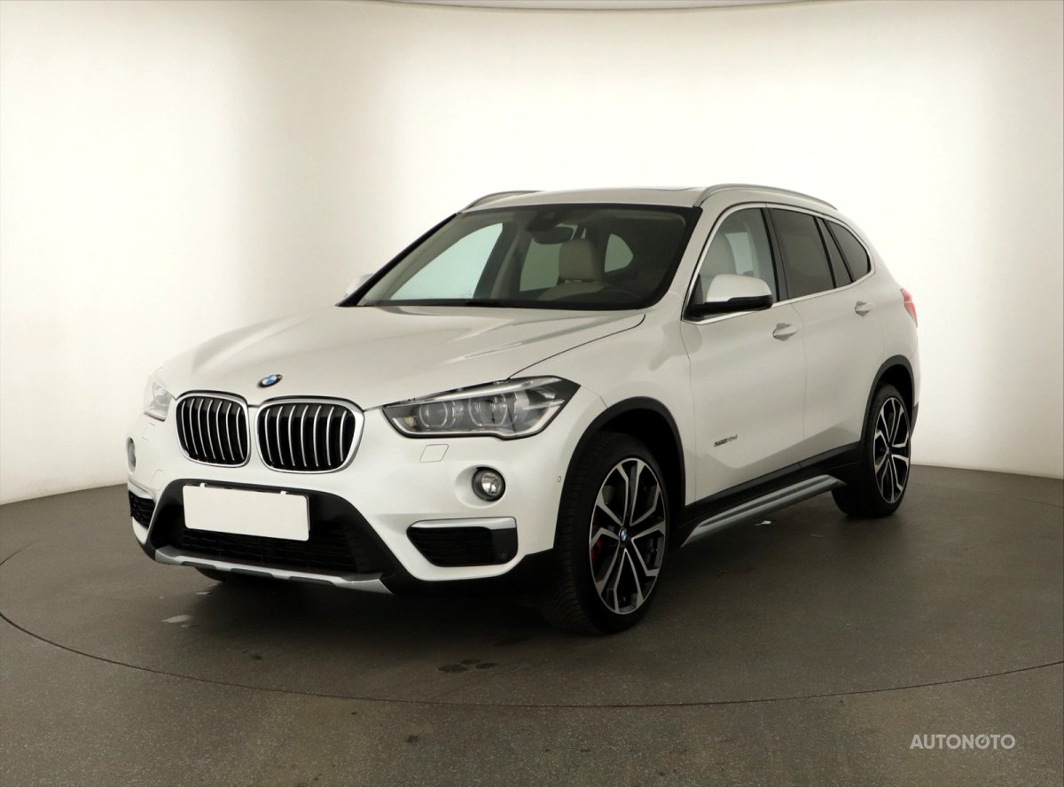 BMW X1, 2017 - pohled č. 3