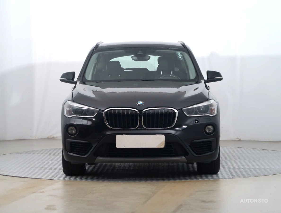 BMW X1, 2017 - pohled č. 2