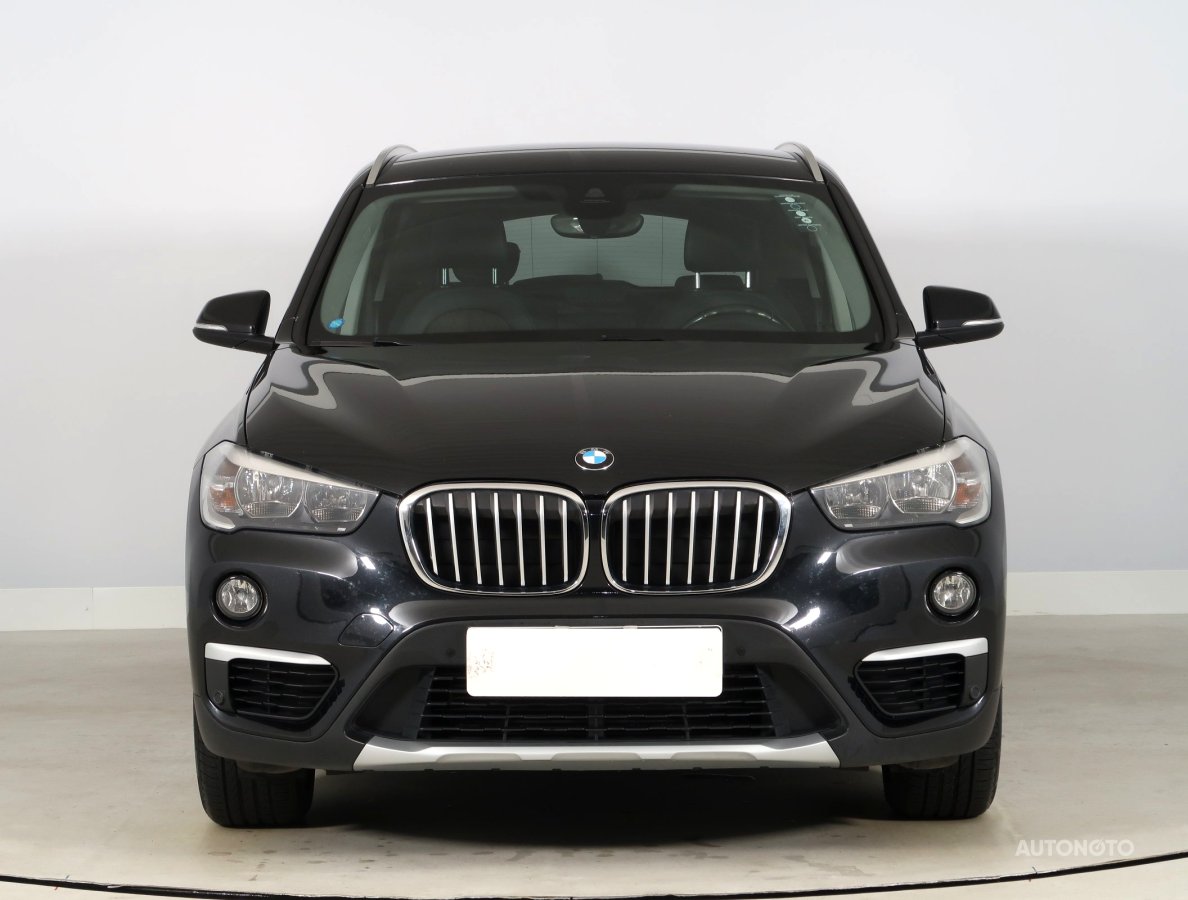 BMW X1, 2016 - pohled č. 2