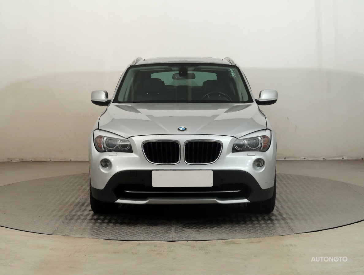 BMW X1, 2011 - pohled č. 2