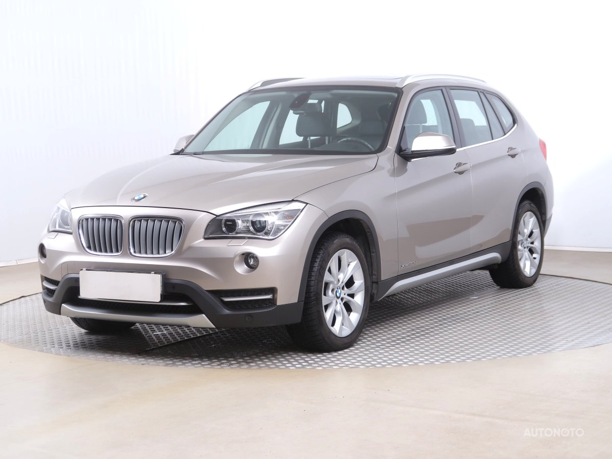 BMW X1, 2014 - pohled č. 3