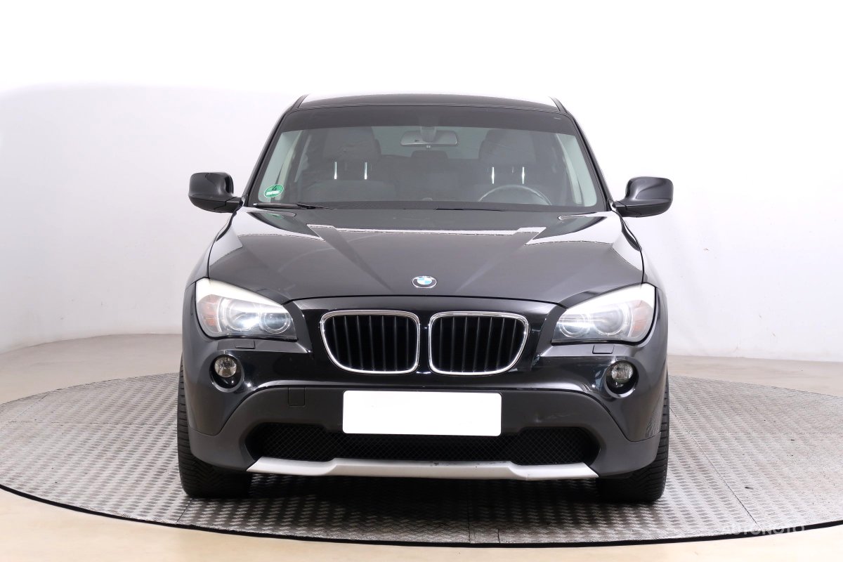 BMW X1, 2010 - pohled č. 2