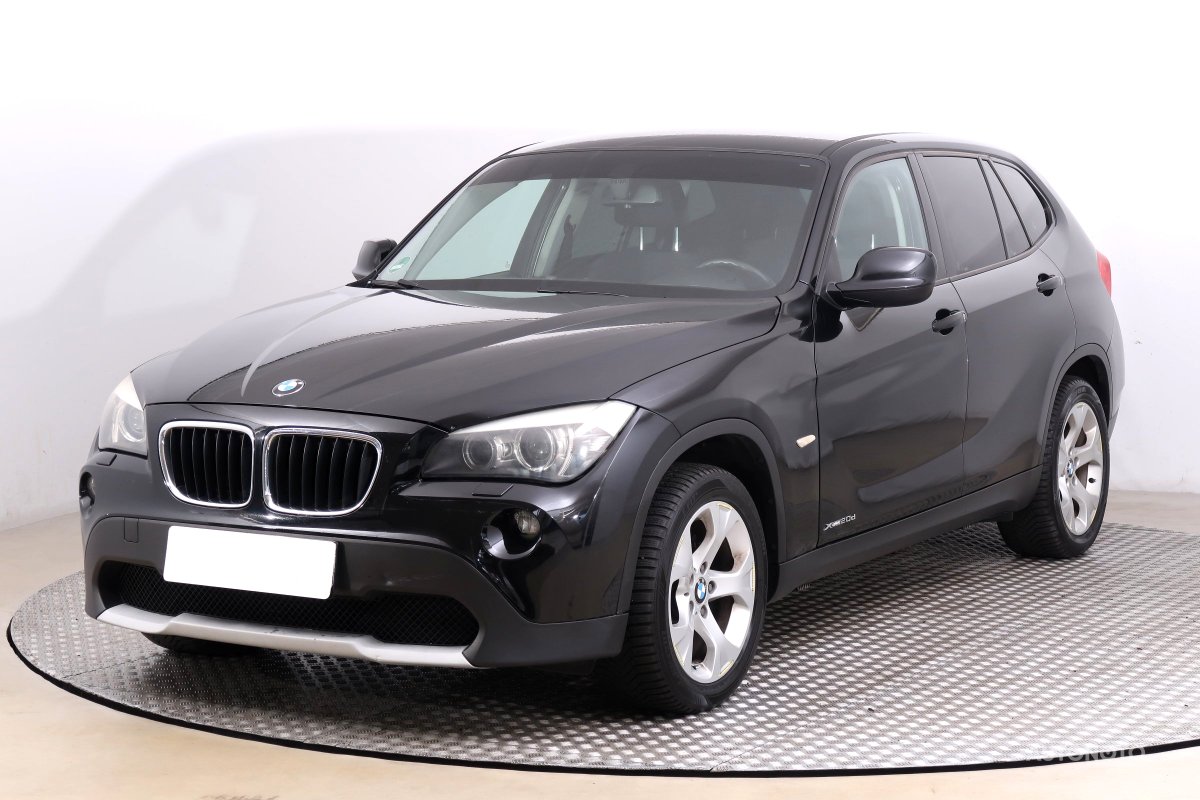 BMW X1, 2010 - pohled č. 3