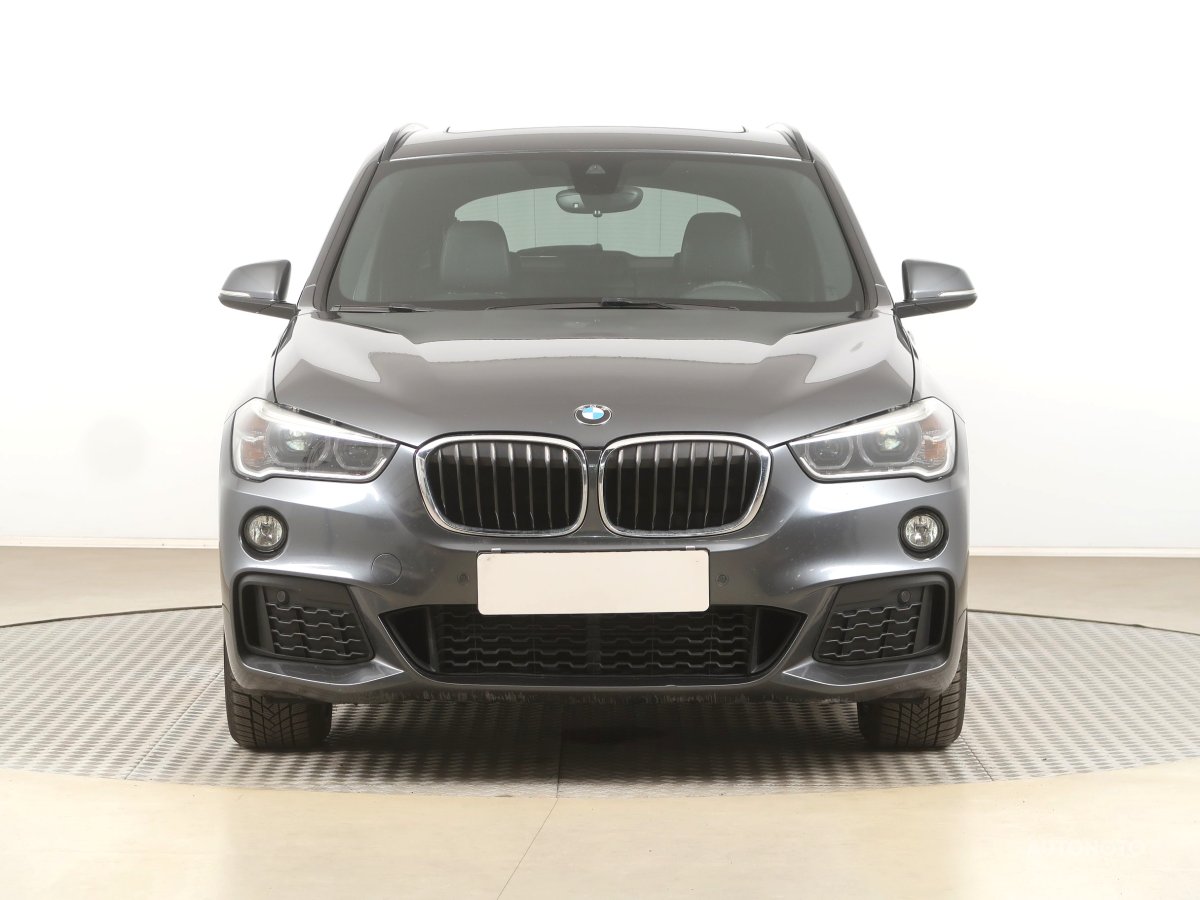 BMW X1, 2016 - pohled č. 2