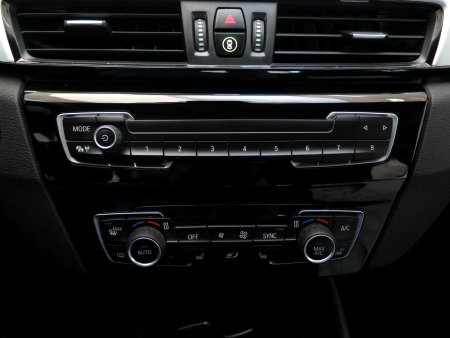 BMW X1, 2015 - pohled č. 13