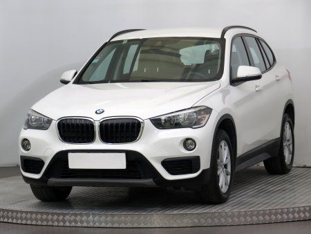 BMW X1, 2015 - pohled č. 3