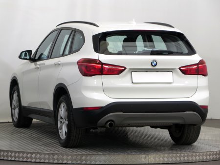BMW X1, 2015 - pohled č. 5