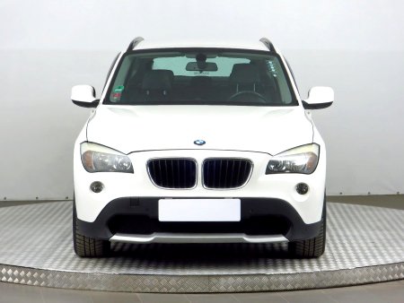 BMW X1, 2011 - pohled č. 2