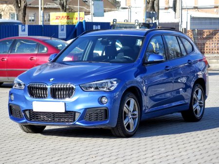 BMW X1, 2018 - pohled č. 3