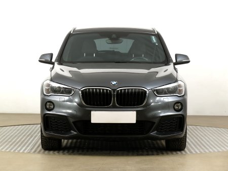 BMW X1, 2018 - pohled č. 2