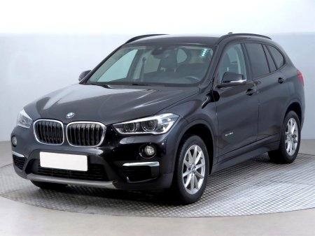 BMW X1, 2018 - pohled č. 3