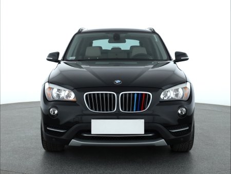 BMW X1, 2012 - pohled č. 2
