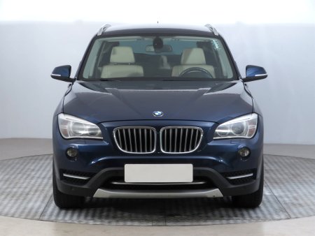 BMW X1, 2012 - pohled č. 2