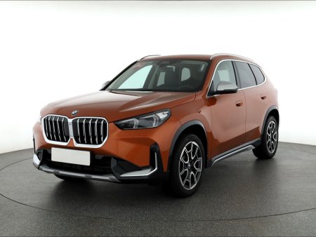 BMW X1, 2024 - pohled č. 3