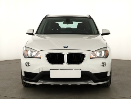 BMW X1, 2015 - pohled č. 2