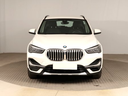 BMW X1, 2022 - pohled č. 2