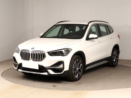 BMW X1, 2022 - pohled č. 3