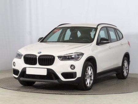 BMW X1, 2019 - pohled č. 3
