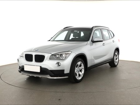 BMW X1, 2014 - pohled č. 3