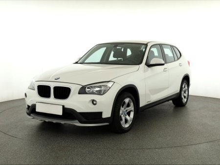BMW X1, 2015 - pohled č. 3